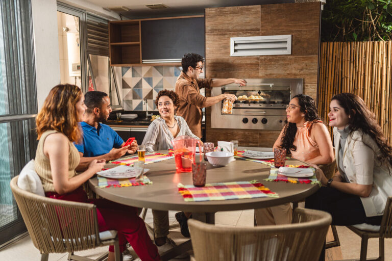Linstead on the Severn neighborhood